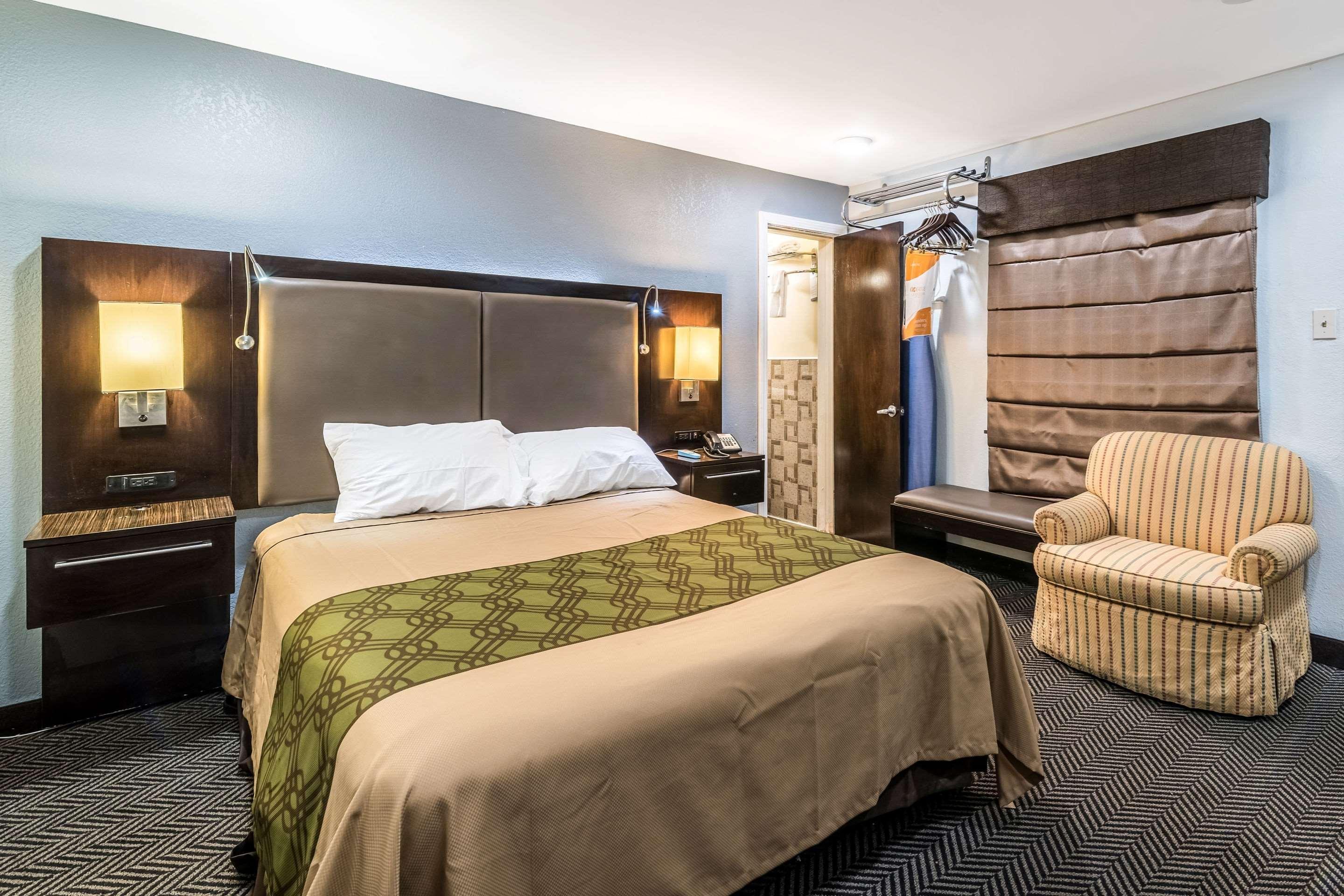 Econo Lodge Rutland City Near Hwy 7 Екстер'єр фото