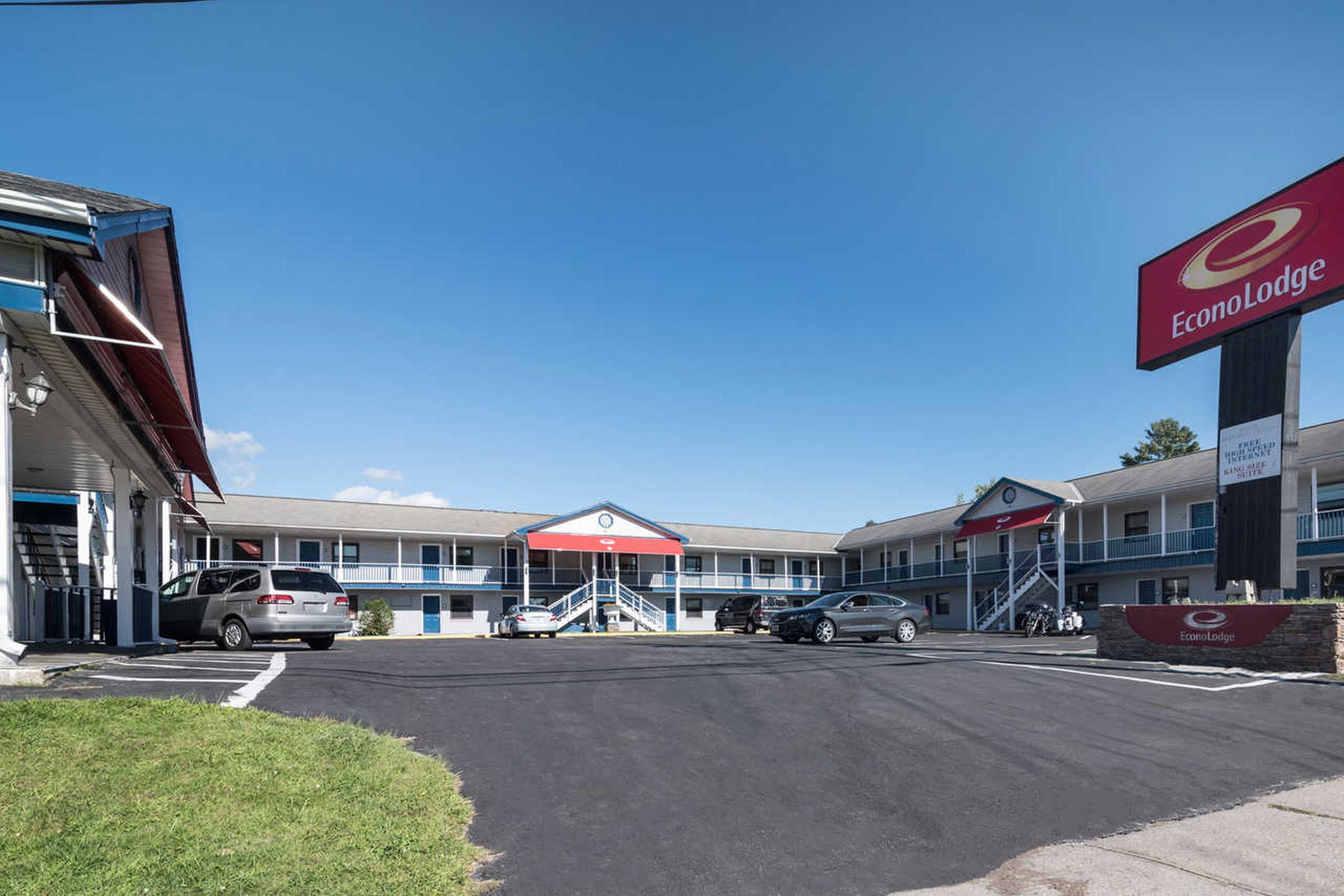 Econo Lodge Rutland City Near Hwy 7 Екстер'єр фото