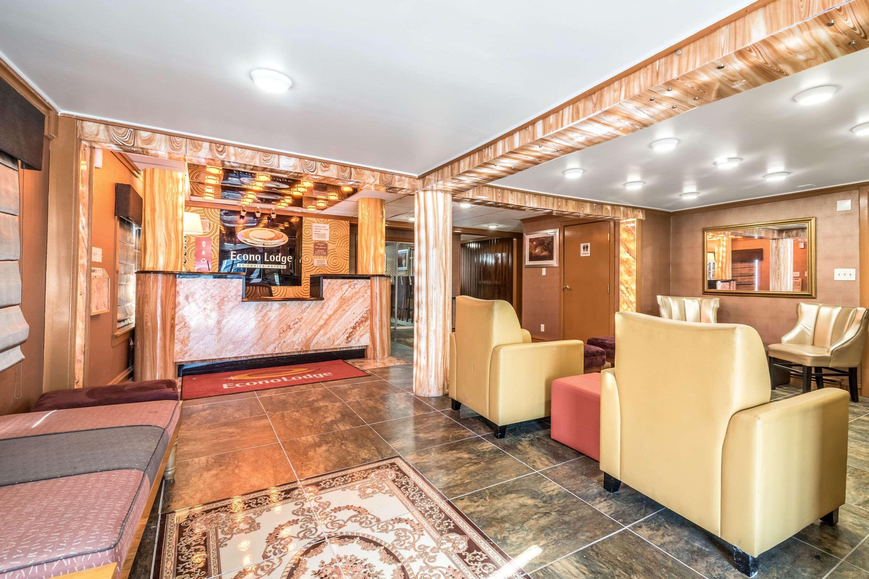 Econo Lodge Rutland City Near Hwy 7 Екстер'єр фото
