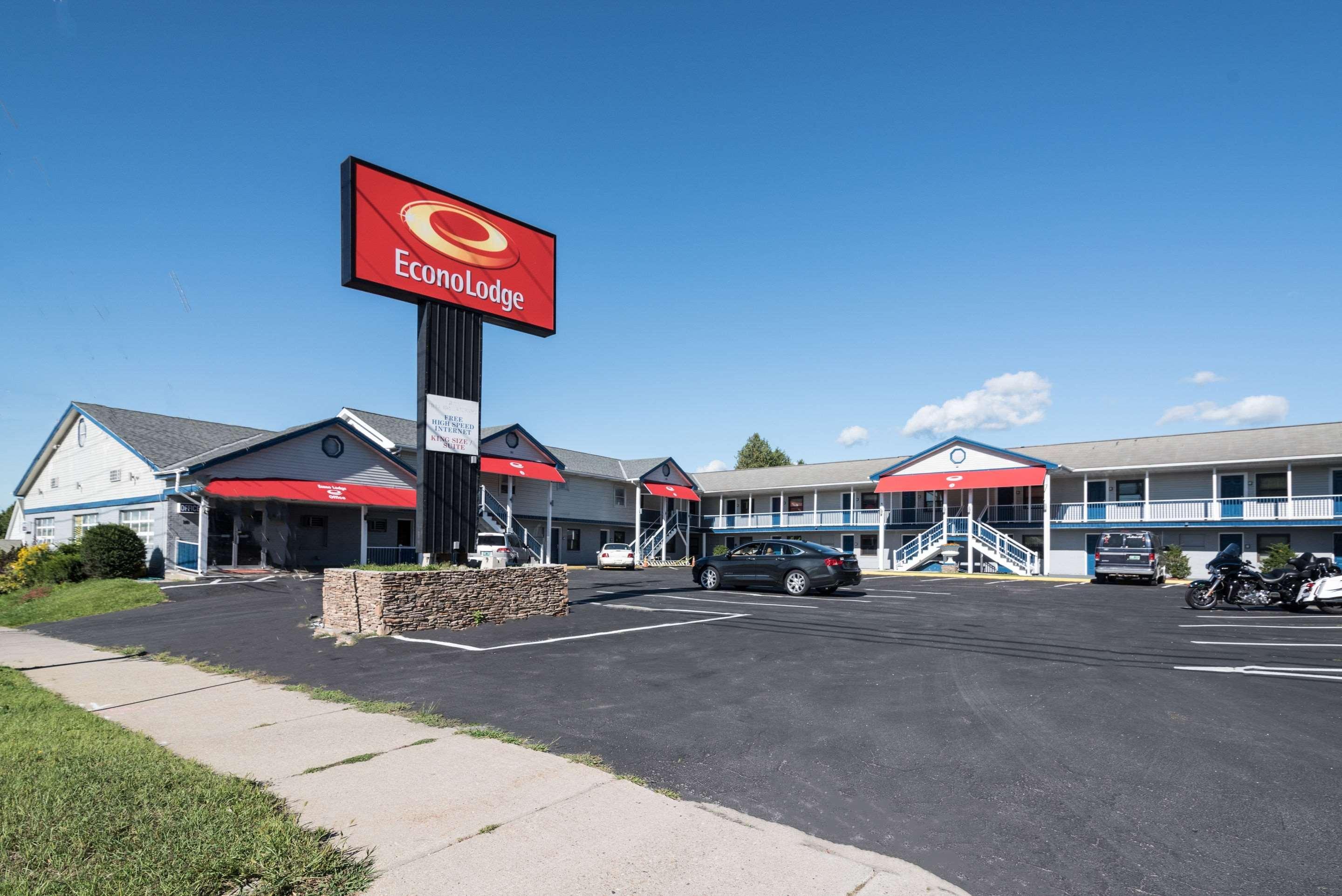 Econo Lodge Rutland City Near Hwy 7 Екстер'єр фото
