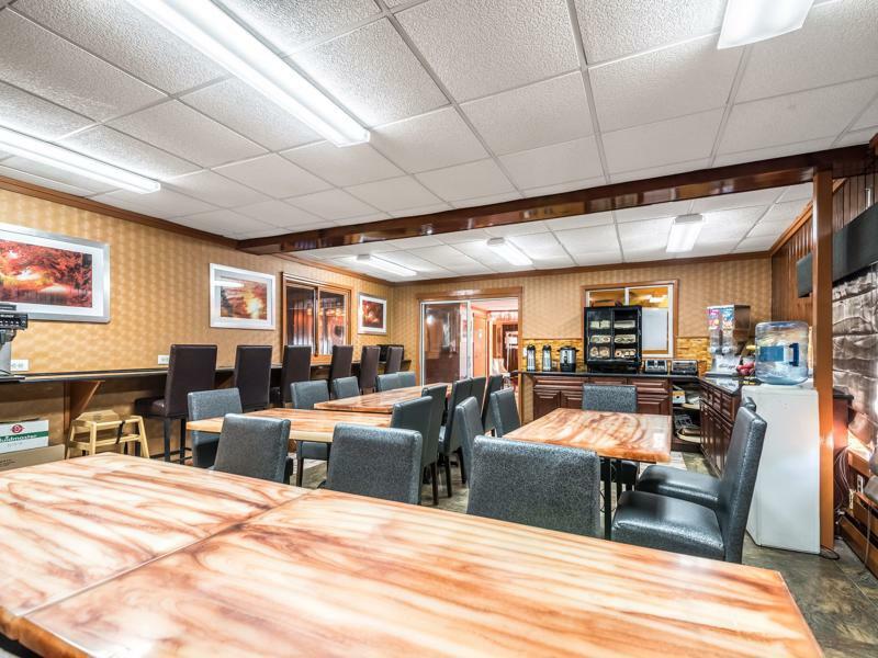 Econo Lodge Rutland City Near Hwy 7 Екстер'єр фото